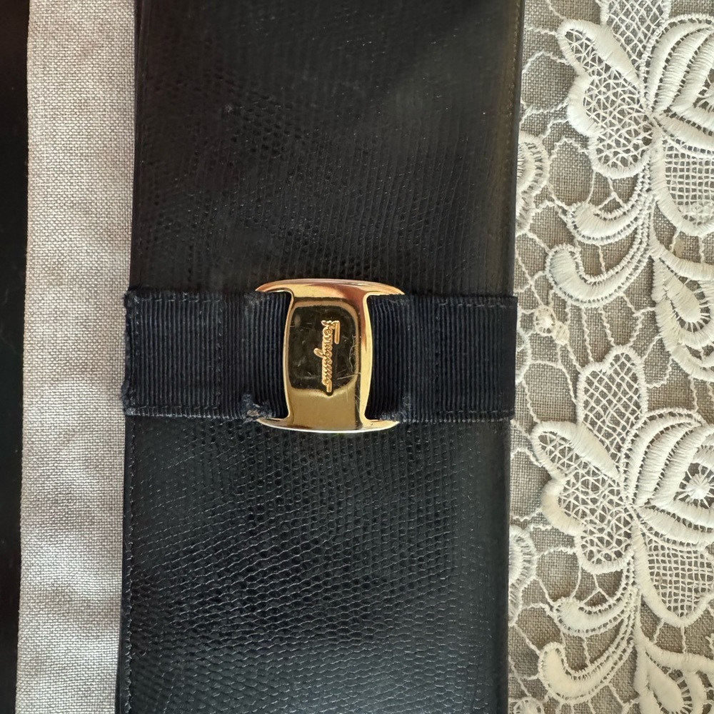 Pre-owned Authentic Salvatore Ferragamo Black Textured Leather Wallet